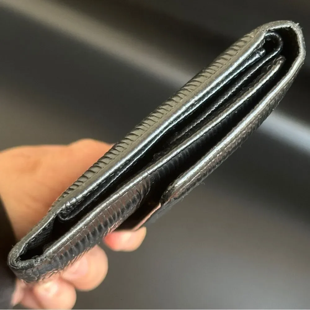 Louis Vuitton Epi‎ Sarah Long Wallet Black